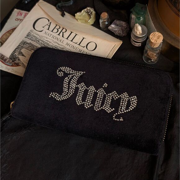 Juicy Couture Zip Clutch Wallet Black Velvet Sparkly Rhinestone Logo Black Label - Picture 1 of 5